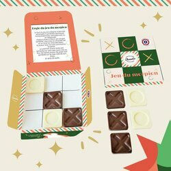 Jeu de morpions de No�l en chocolat lait et blanc