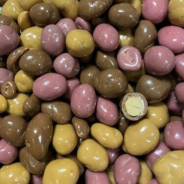 Sachet de No&euml;l de Cacahu&egrave;tes Caram&eacute;lis&eacute;es enrob&eacute;es de Chocolat